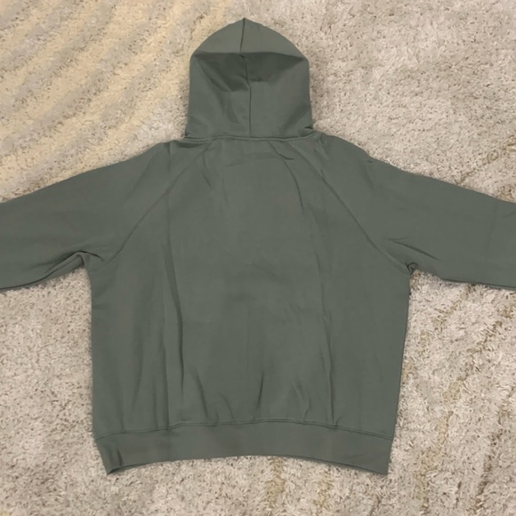 Essentials Fear of God Puff Print Logo Sage Green Pullover Hoodie Men Size S M L - Picture 2 of 2